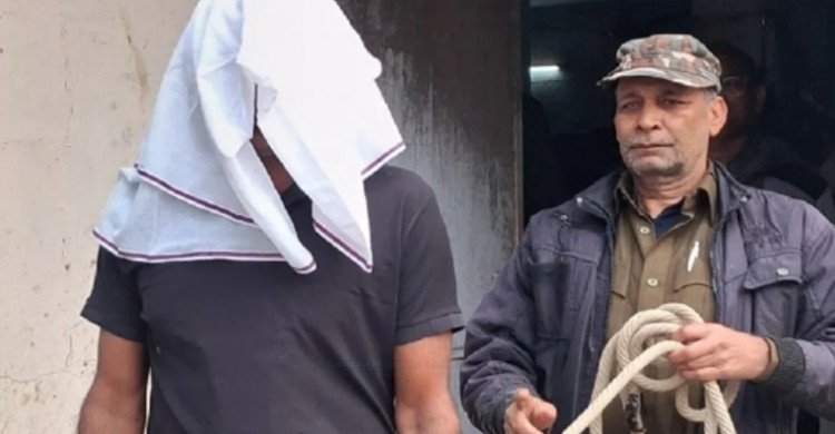 ট্রেনে ধর্ষণচেষ্টার অভিযোগে ভারতীয় সেনা সদস্য গ্রেফতার